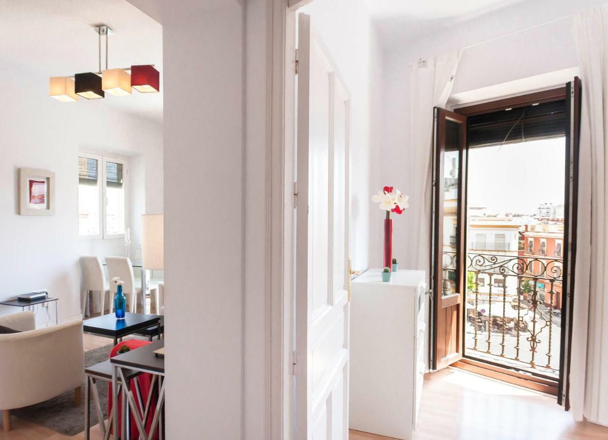 Apartamento Triana Sky View By Valcambre Sevilla Exterior foto